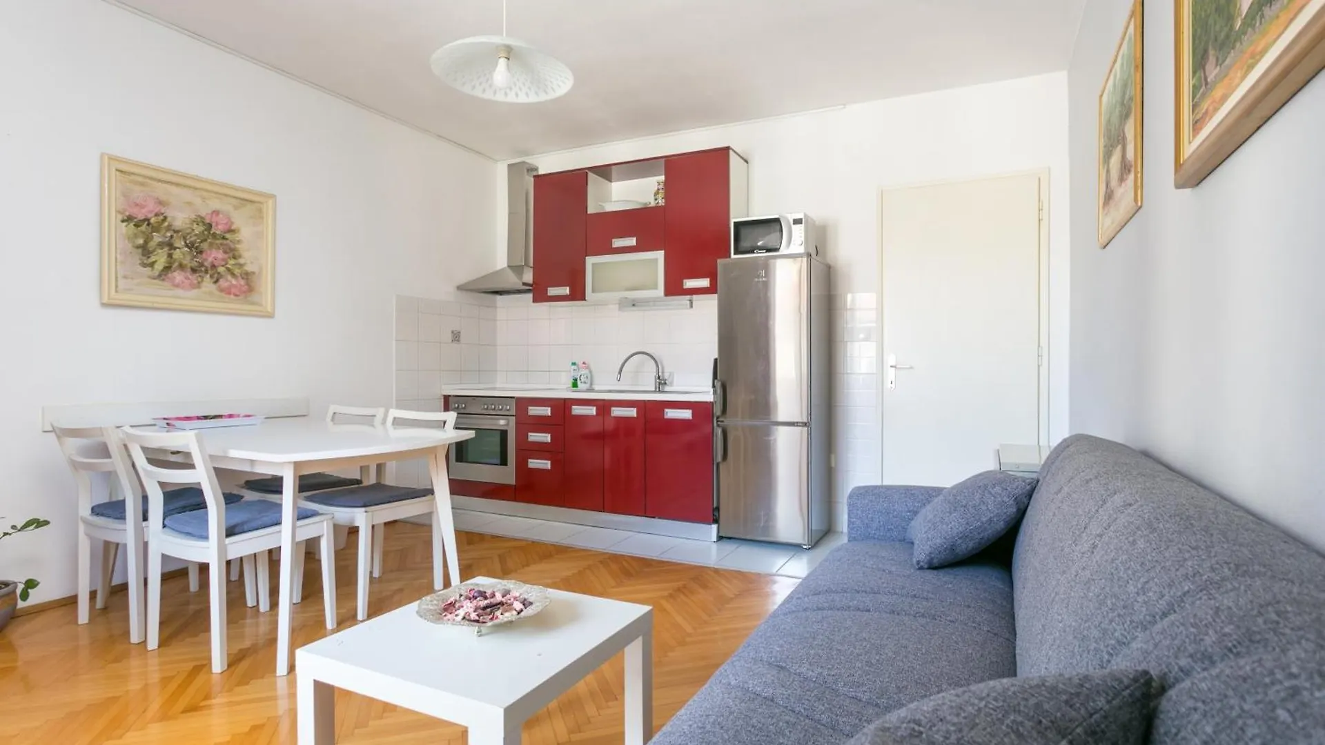 Apartments With Wifi Split - 21345